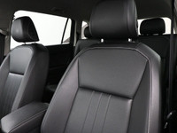 Just Traded! One Owner with no accidents! 2022 Tiguan Comfortline 4Motion. Equipped with Heated Seat... (image 6)