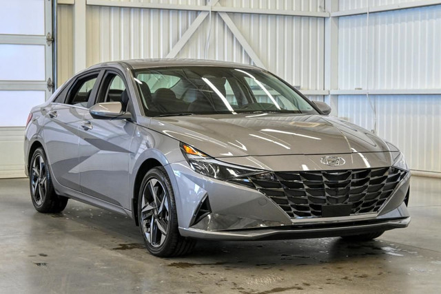 2023 Hyundai Elantra hybrid Limited, navi, cuir, toit, caméra, s in Cars & Trucks in Sherbrooke