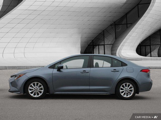 2021 Toyota Corolla in Cars & Trucks in London - Image 2