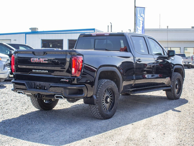 2022 GMC Sierra 1500 Limited Crew Cab Standard Box 4-Wheel Drive in Cars & Trucks in Edmonton - Image 4