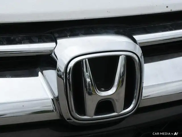 2019 Honda CR-V Touring in Cars & Trucks in Mississauga / Peel Region - Image 13