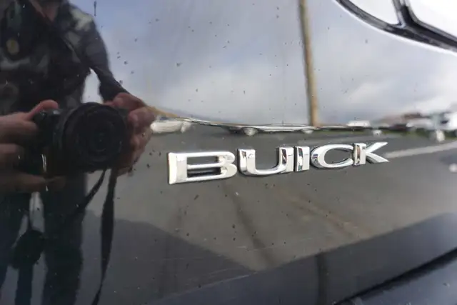 2018 Buick Encore in Cars & Trucks in Oakville / Halton Region - Image 32