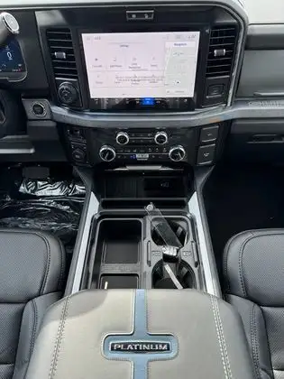 2025 Ford F-450 SUPER DUTY PLATINUM DRW w/FX4, PRO PWR, MNRF & M in Cars & Trucks in Edmonton - Image 28