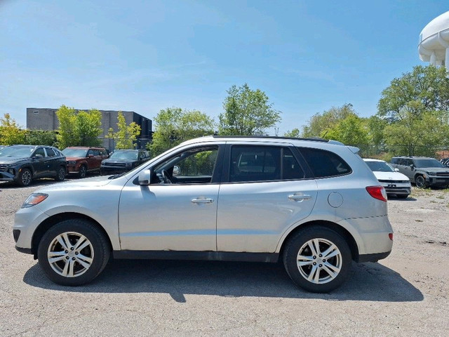 2012 Hyundai Santa Fe GL Sport 3.5L V6 AWD at in Cars & Trucks in City of Toronto - Image 2