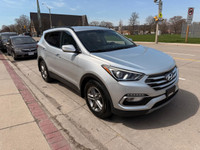 2018 Hyundai Santa Fe Sport SE 2.4L AWD,excellent conditions,one owner local vehicle,clean carfax,sa... (image 4)