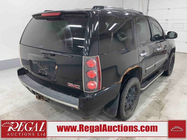 2012 GMC YUKON DENALI DENALI in Cars & Trucks in Calgary - Image 4