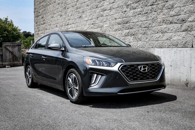 2021 Hyundai IONIQ Plug-in Hybrid Preferred • SUNROOF • HEATED S in Cars & Trucks in Kingston