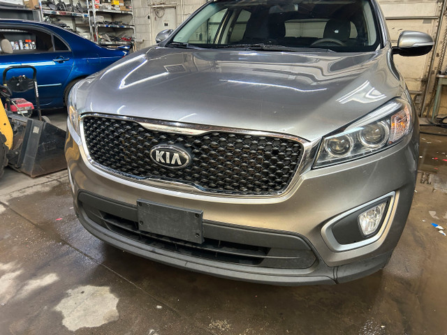 2017 Kia Sorento LX, New Front And Rear Brakes And Rotors, Sway  in Cars & Trucks in Edmonton - Image 4