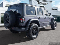 This Jeep Wrangler 4xe boasts a Intercooled Turbo Gas/Electric I-4 2.0 L/122 engine powering this Au... (image 6)