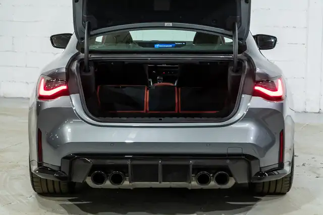 2024 BMW M4 Competition M xDrive Coupe | Premium | Freins M in Cars & Trucks in City of Montréal - Image 9