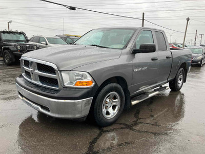 2011 RAM 1500 ST 4X4 * 6 PLACES - PARFAIT POUR TRAVAILLER *