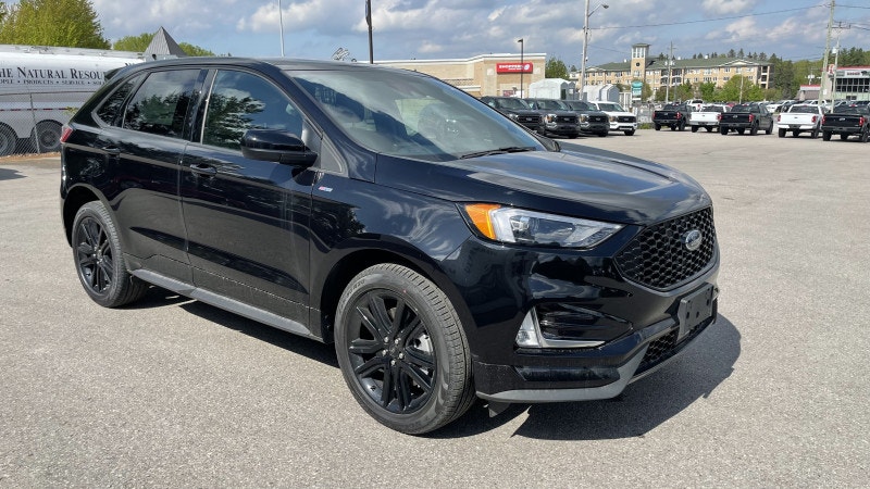 2022 Ford Edge ST Line - Black Pack/Leather/Roof/Heated Wheel!!!