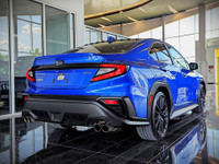Comes equipped with: Heated Mirrors, Power Mirrors, Sunroof , Shark fin antenna, Halogen Headlamps,... (image 4)