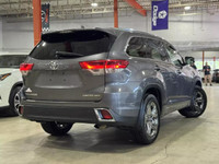 1 SEUL PROPRIETAIRE !! 2017 Toyota Highlander Limited/AWD/7 PASS/AC/GPS/CAMERA/BT/TOIT PANO/CUIR/CRU... (image 5)