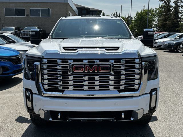 2025 GMC Sierra 3500HD Denali in Cars & Trucks in Calgary - Image 2