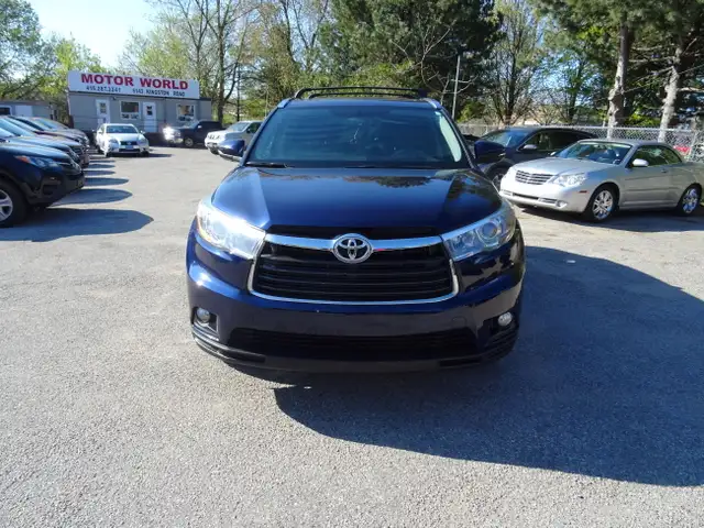 2016 Toyota Highlander Limited in Cars & Trucks in City of Toronto - Image 4