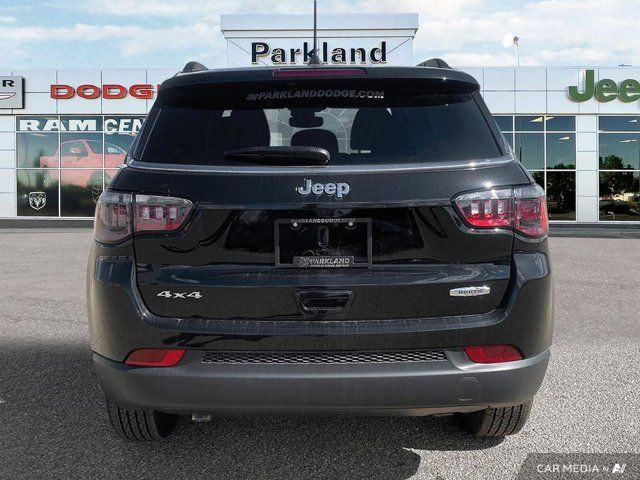2025 Jeep Compass North 4x4 Sunroof Nav Heated Seats & Steering in Cars & Trucks in St. Albert - Image 4