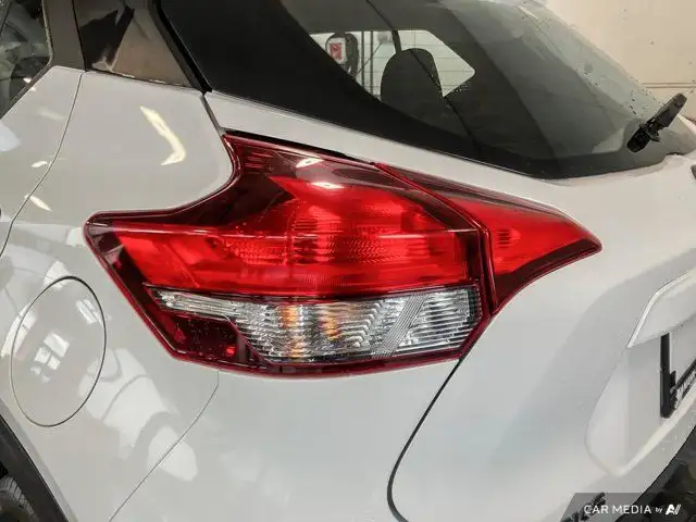 2019 Nissan Kicks S | Heated Seats | Rear View Camera in Cars & Trucks in Prince Albert - Image 16