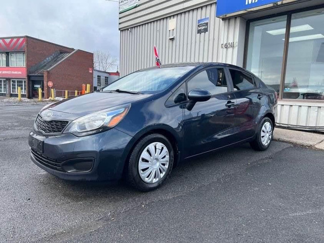 2015 Kia Rio in Cars & Trucks in City of Montréal