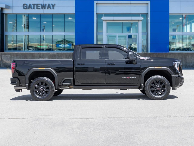 2025 GMC Sierra 2500HD AT4 in Cars & Trucks in Mississauga / Peel Region - Image 4