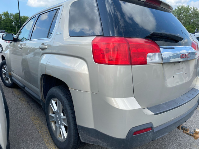 2012 GMC Terrain SLE SLE in Cars & Trucks in City of Montréal - Image 4