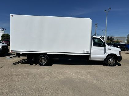 2023 Ford E-Series Cutaway E-450 CUBE VAN in Cars & Trucks in Edmonton - Image 2