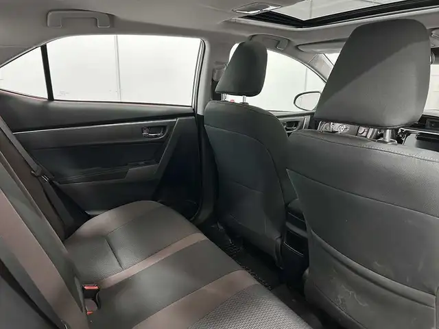 2019 Toyota Corolla LE AMELIORE - TOIT OUVRANT - VOLANT CHAUFFAN in Cars & Trucks in Québec City - Image 29
