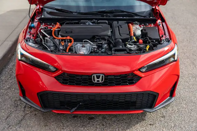 2026 Honda Civic Sedan Hybrid Sport Touring in Cars & Trucks in Edmonton - Image 11