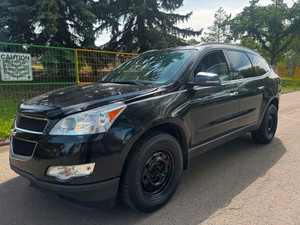 2012 Chevrolet Traverse 1LT - FWD - 7 PASSENGER