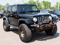 4x4, 3.6L V6, 35 Inch Tires, Steel Bumper, Heated Seats, Navigation, Fox Suspension, and so much mor... (image 6)