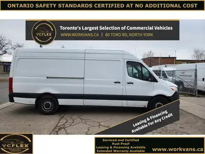 ONLY 32,000km!!! 170WB - FULLY LOADED - 14Ft Cargo Space - 2 Passenger - Equipped with 4cyl DIESEL E...