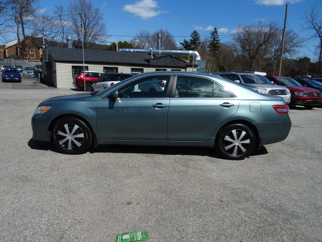 2010 Toyota Camry LE in Cars & Trucks in City of Toronto