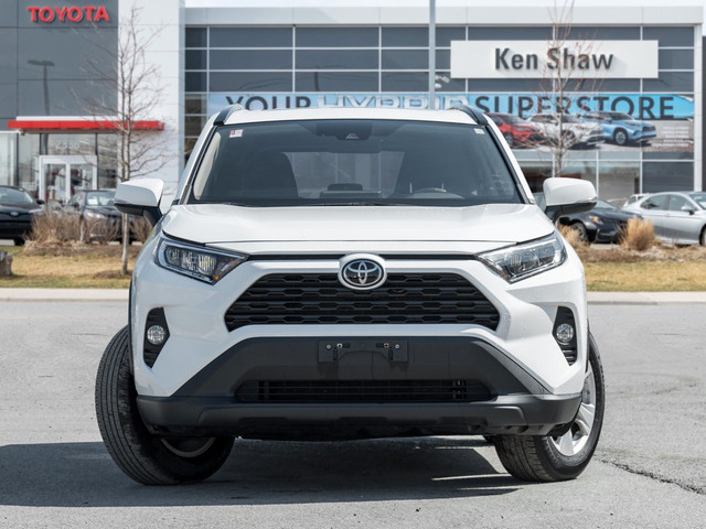 2021 Toyota RAV4 XLE SUNROOF / POWER DRIVER / PUSH BUTTON START in Cars & Trucks in City of Toronto - Image 2