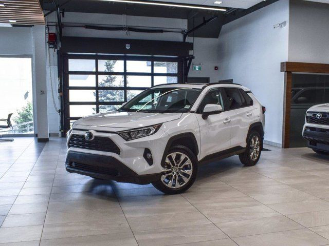 2021 Toyota RAV4 XLE Premium in Cars & Trucks in Calgary - Image 3