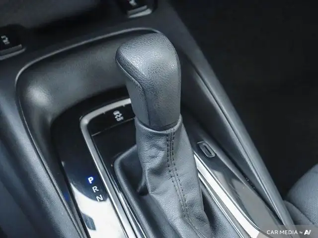 2021 Toyota Corolla LE in Cars & Trucks in Oshawa / Durham Region - Image 16