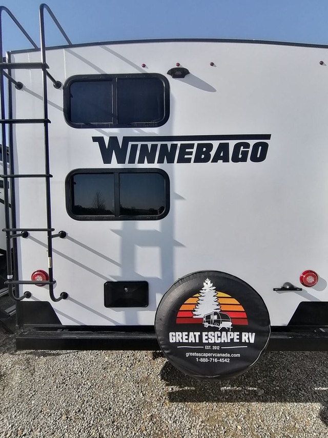 2025 WINNEBAGO Minnie 2326BH in Travel Trailers & Campers in London - Image 4