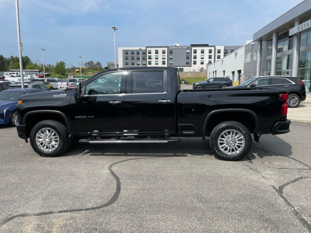 2020 Chevrolet Silverado 2500HD in Cars & Trucks in Oakville / Halton Region - Image 2