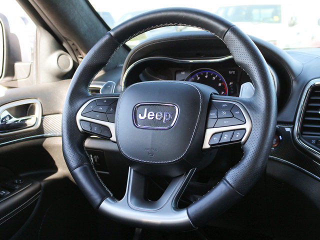 2017 Jeep Grand Cherokee SRT 4x4, 475HP, Pano Sunroof, Trailer in Cars & Trucks in Calgary - Image 4