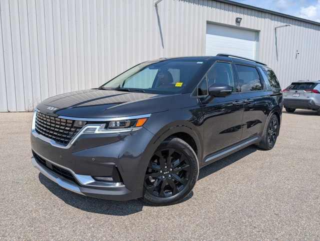 2022 KIA Carnival SX FWD for sale in Cars & Trucks in Grande Prairie