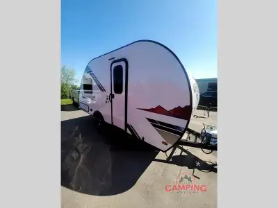 Braxton Creek Bushwhacker Plus teardrop trailer 17 FD highlights: 12V Refrigerator Two Shelves Dinet...