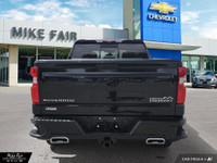 Short Box Crew Cab 1500 4WD – Black with Jet Black/Umber interior, driver memory seats and mirros, p... (image 4)