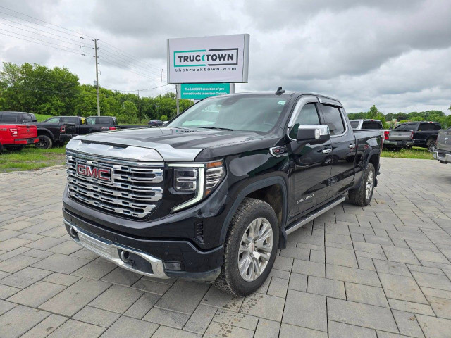 2024 GMC Sierra 1500 in Cars & Trucks in Ottawa