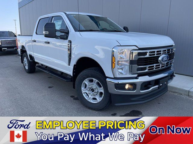 2026 Ford Super Duty F-350 SRW XLT in Cars & Trucks in Strathcona County