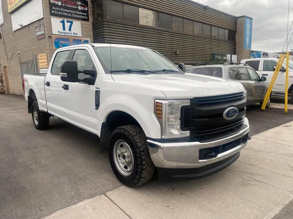 2019 Ford F-250 Crew Cab Short Box 4WD