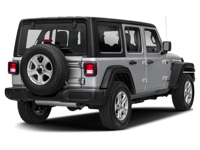 2018 Jeep WRANGLER UNLIMITED Sahara 4x4 in Cars & Trucks in Mississauga / Peel Region - Image 3