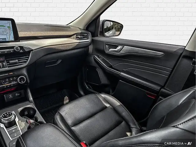 2022 Ford Escape Titanium Hybrid | Heated Seats | Remote Start in Cars & Trucks in Windsor Region - Image 30