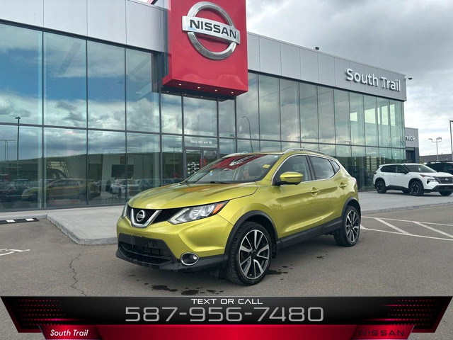 2017 Nissan Qashqai SL AWD | Accident Free Carfax | Leather in Cars & Trucks in Calgary