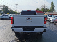 • Power_Steering • Power_Brakes • Power_Windows • Power_Seat • Power_Mirrors • Power_Locks • Power_S... (image 3)