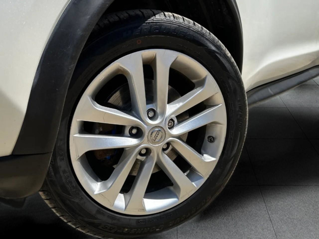 2016 Nissan Juke SV Sporty, Fuel-Efficient, Ontario-Owned in Cars & Trucks in Mississauga / Peel Region - Image 2