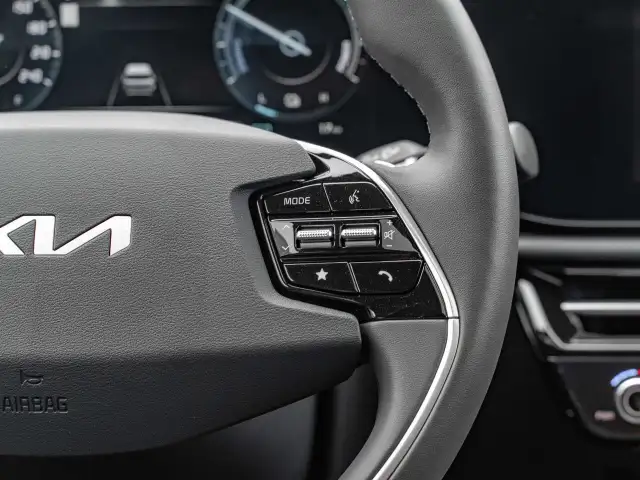 2025 Kia Niro dans Autos et camions dans Ottawa - Image 20